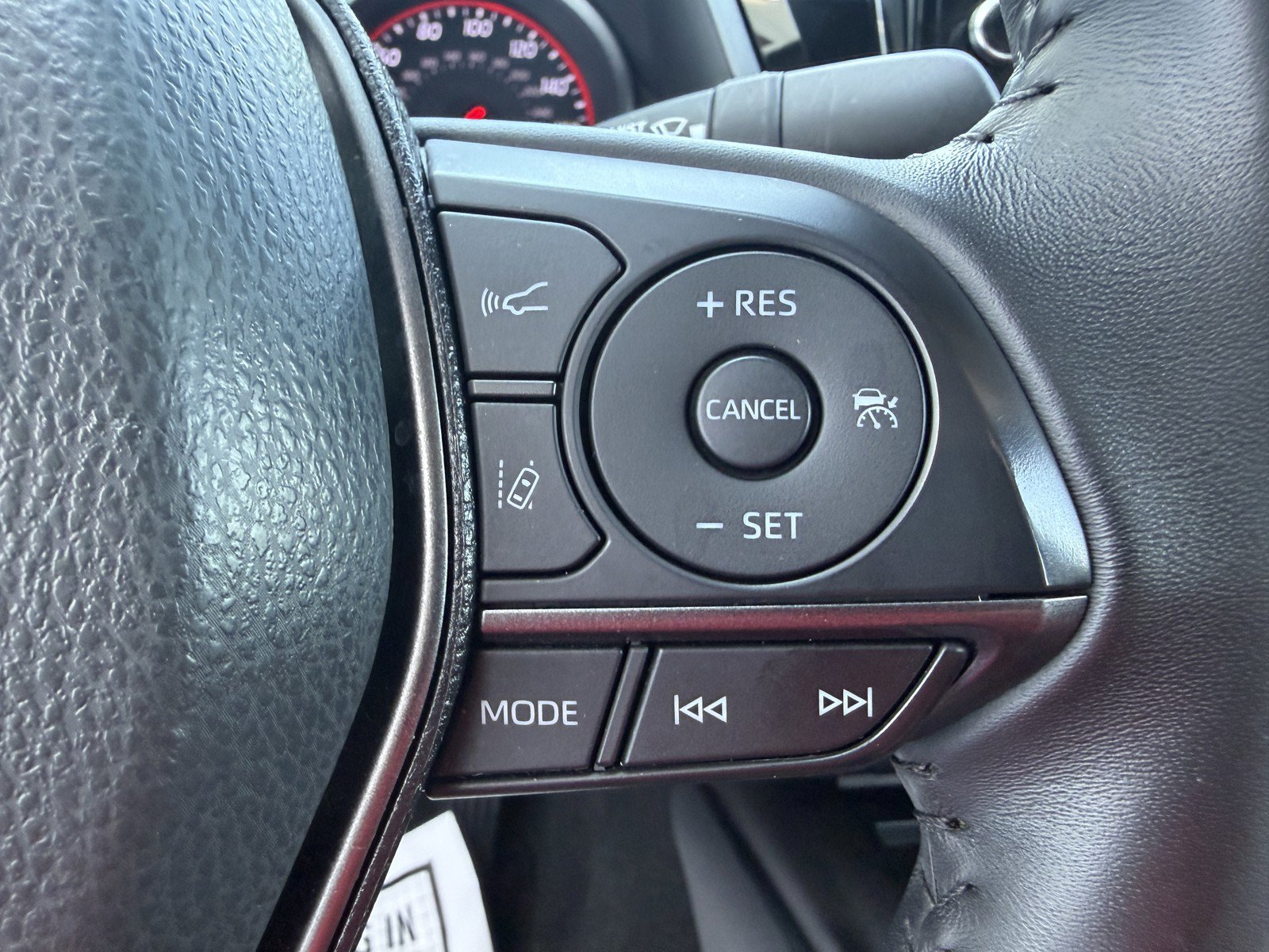 Used 2024 Toyota Camry XSE FWD image 16