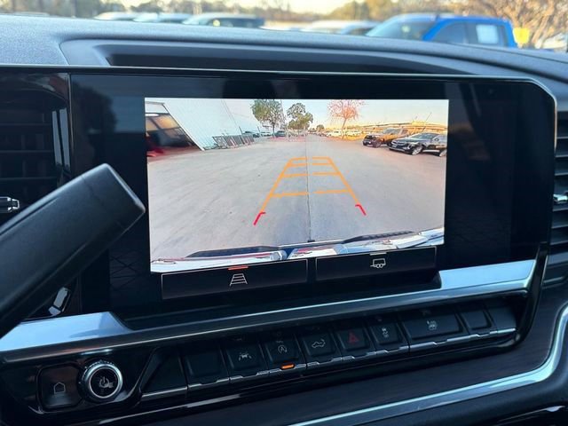 Certified 2025 GMC Sierra 1500 SLT image 11