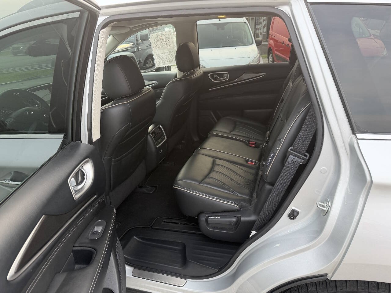 Used 2019 INFINITI QX60 Luxe w/ Essential Package AWD/4WD image 20