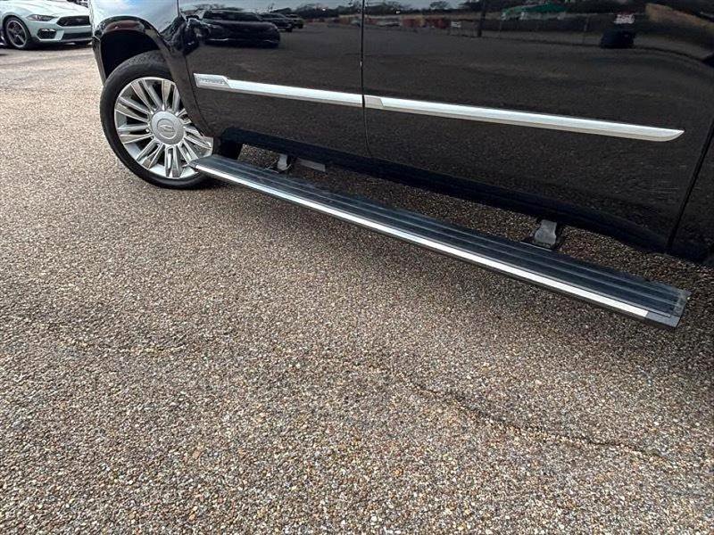 Used 2020 Cadillac Escalade ESV Platinum image 72
