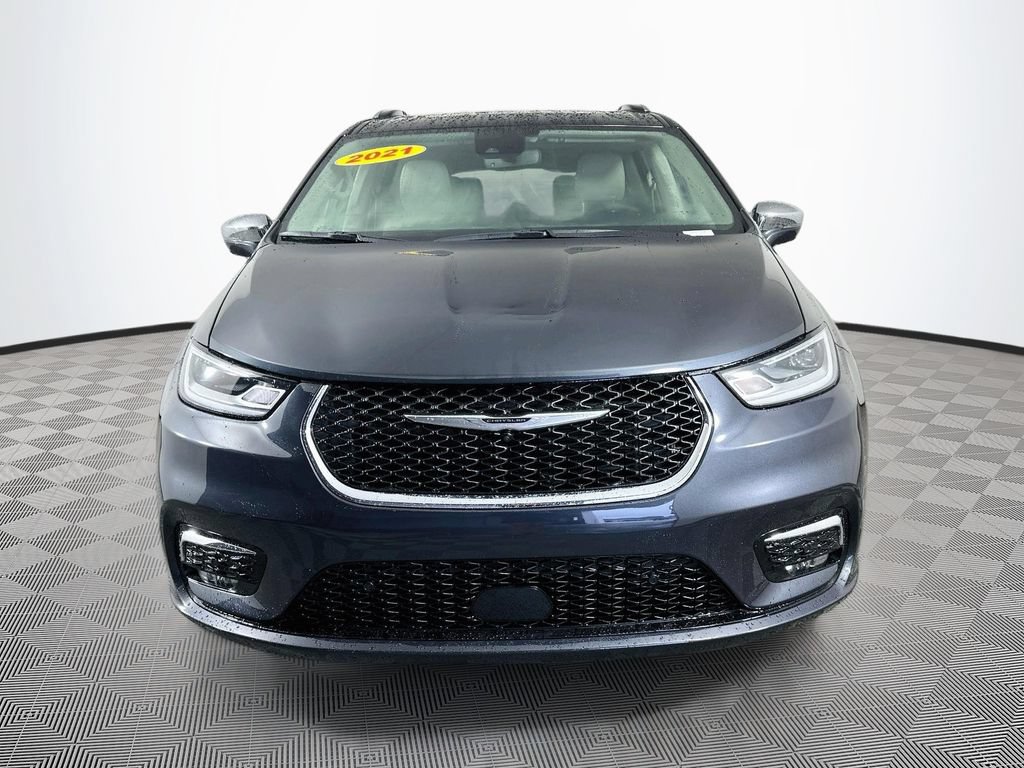 Certified 2021 Chrysler Pacifica Limited w/ Premium & Safety Sphere Group AWD/4WD image 4