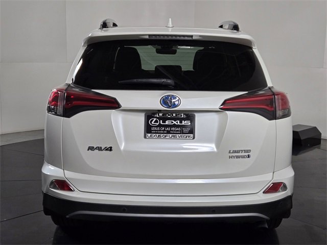 Used 2018 Toyota RAV4 Limited image 5