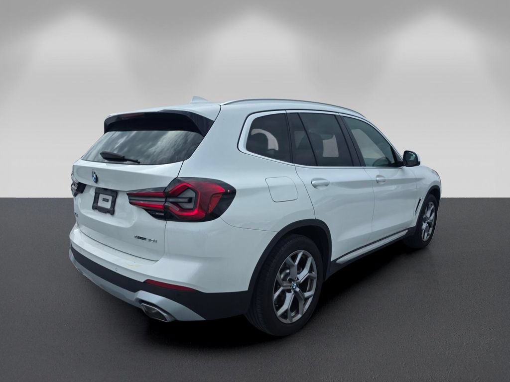 Certified 2024 BMW X3 sDrive30i w/ Convenience Package RWD image 4
