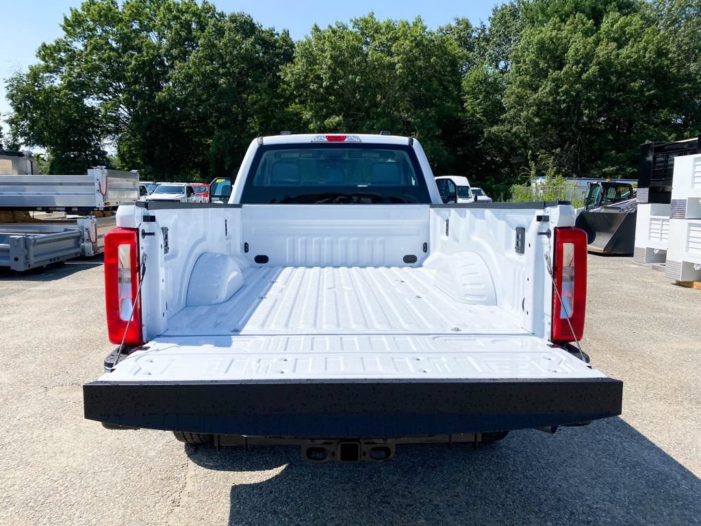 New 2026 Ford F250 XL w/ XL Chrome Package AWD/4WD image 5