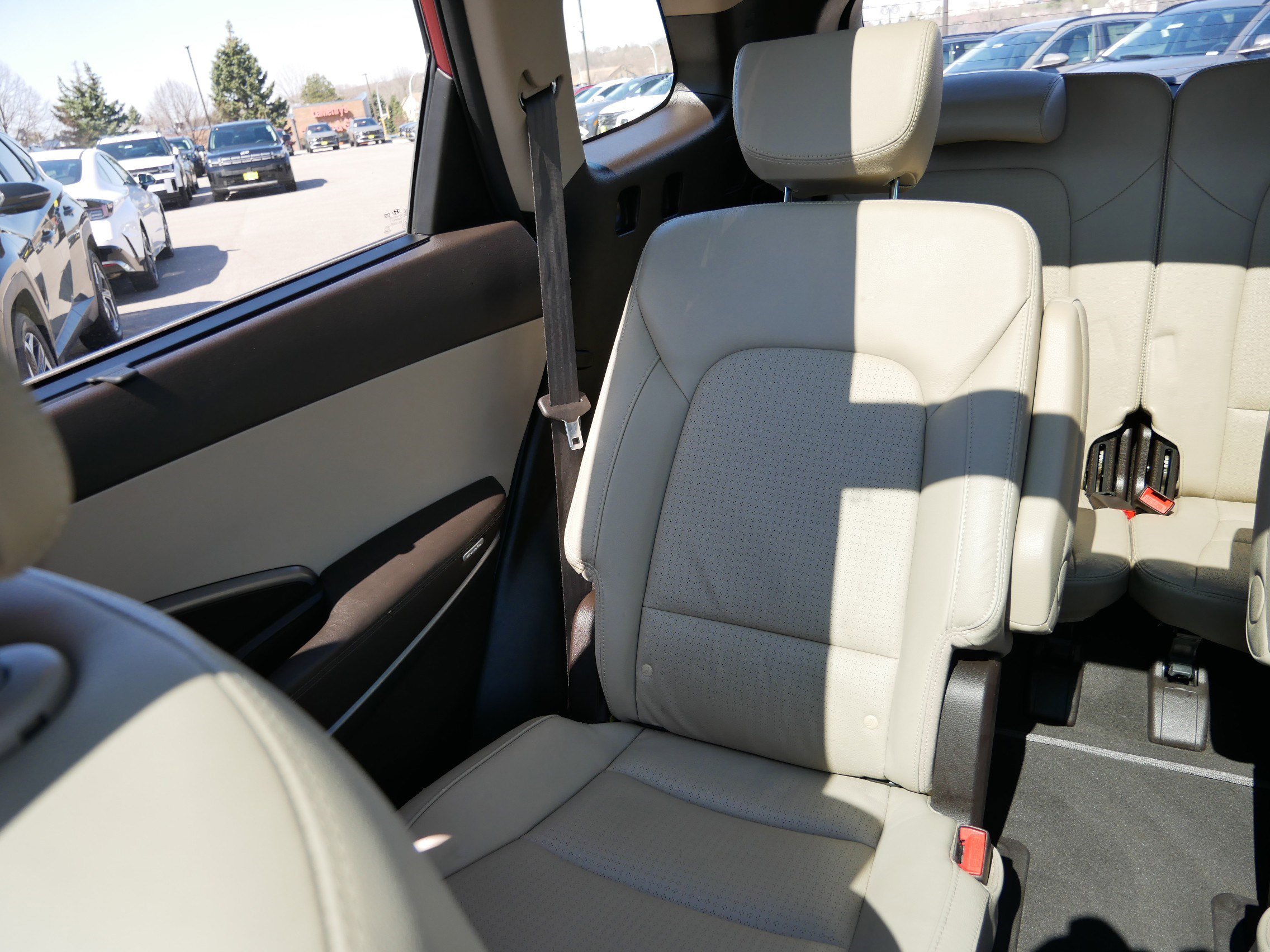 Used 2014 Hyundai Santa Fe Limited image 12