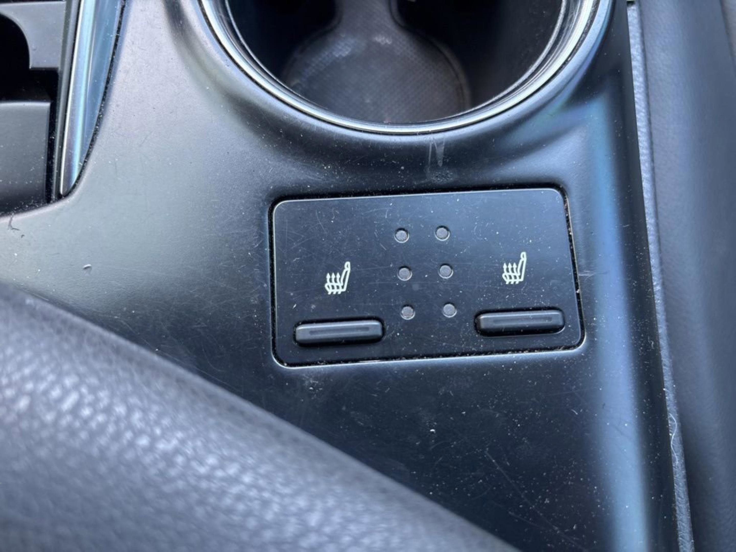 Certified 2020 Toyota Camry XSE FWD image 21