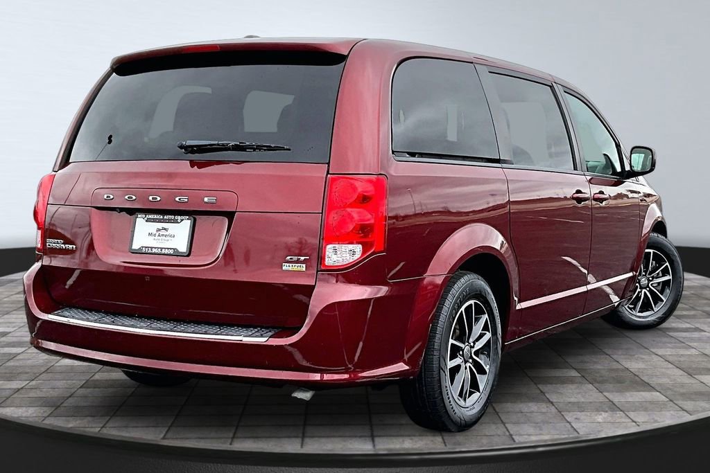 Used 2019 Dodge Grand Caravan GT FWD image 2
