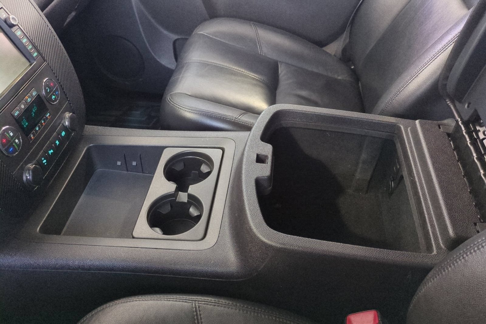 Used 2011 Chevrolet Silverado 2500 LTZ w/ LTZ Plus Package AWD/4WD image 30