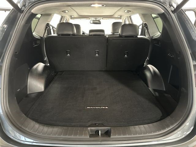 Used 2020 Hyundai Santa Fe SEL w/ Convenience + Premium Package image 25