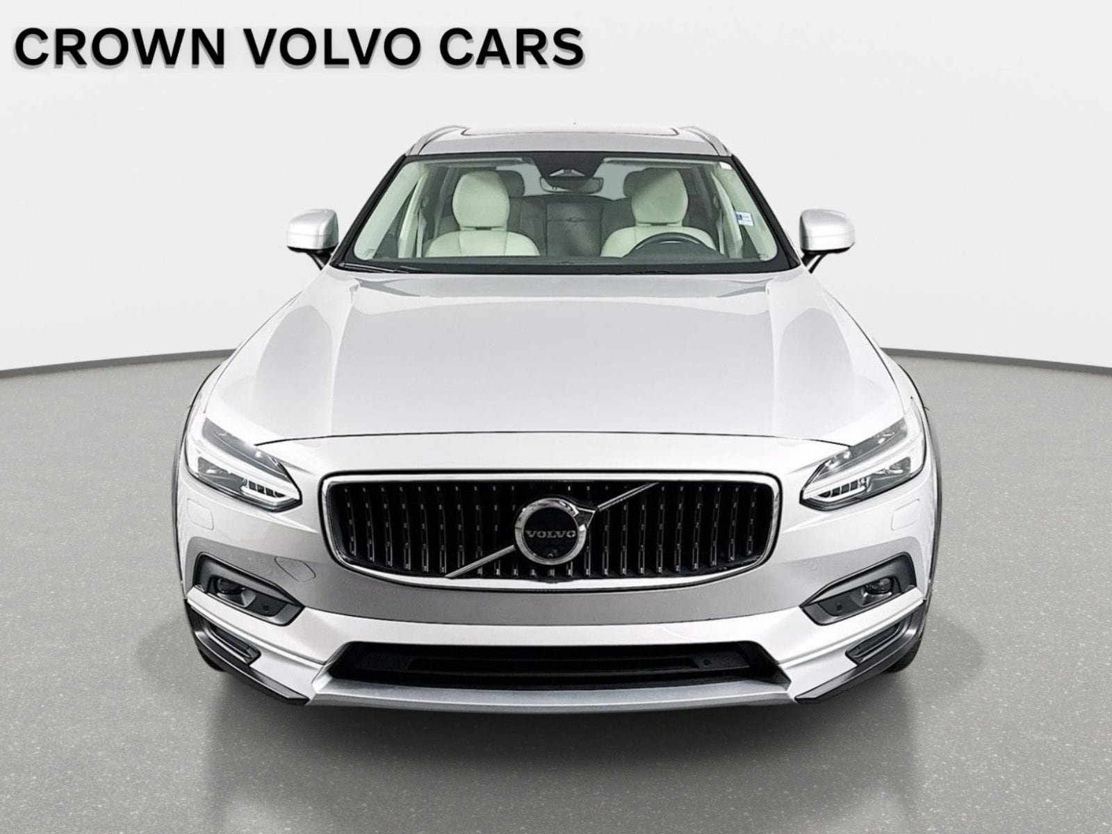 Used 2025 Volvo V90 B6 Cross Country Plus AWD/4WD image 2