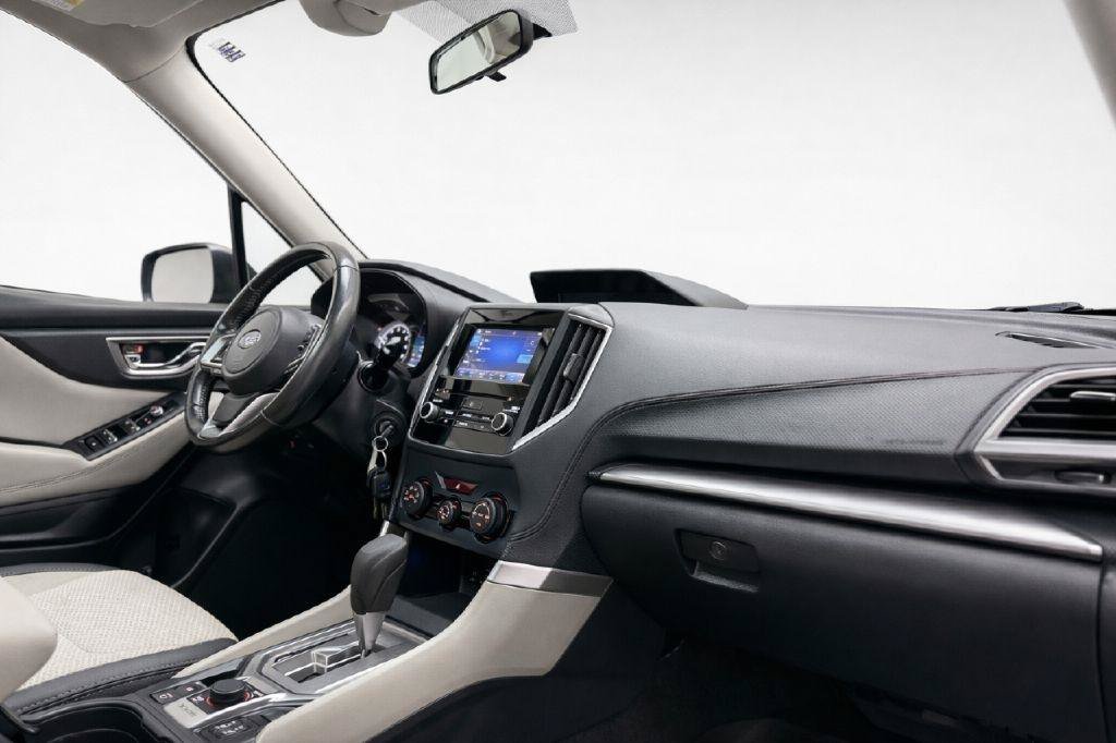 Used 2019 Subaru Forester Premium w/ All-Weather Package AWD/4WD image 36