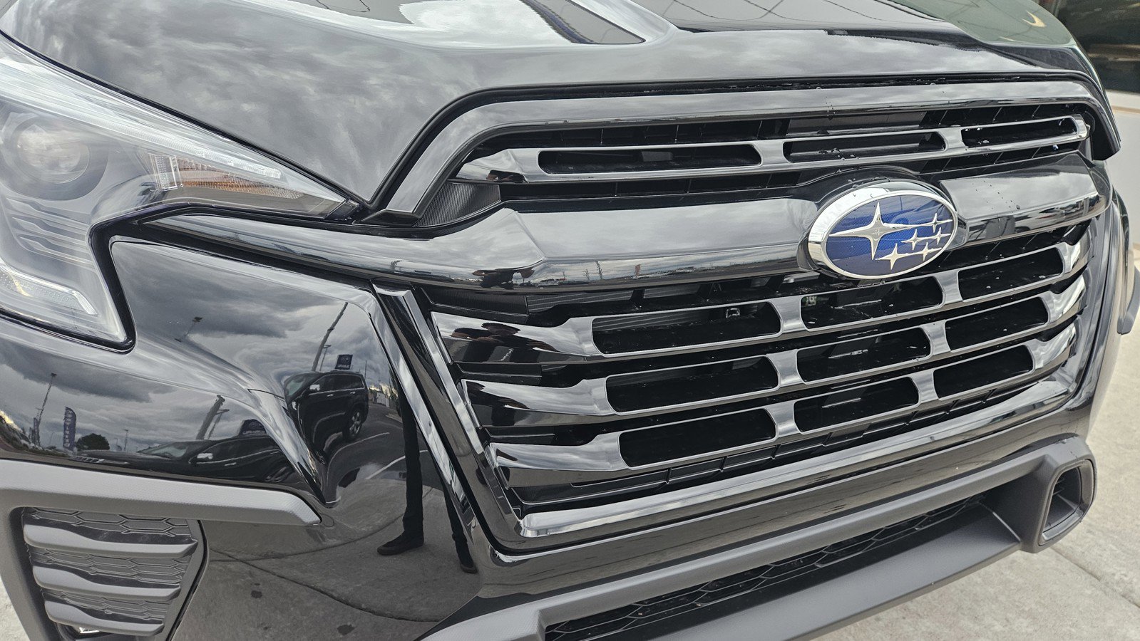 New 2025 Subaru Ascent Onyx Edition image 3