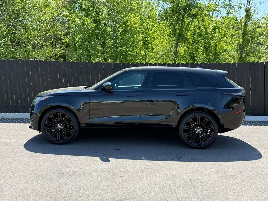 Certified 2026 Land Rover Range Rover Velar Dynamic SE AWD/4WD image 2