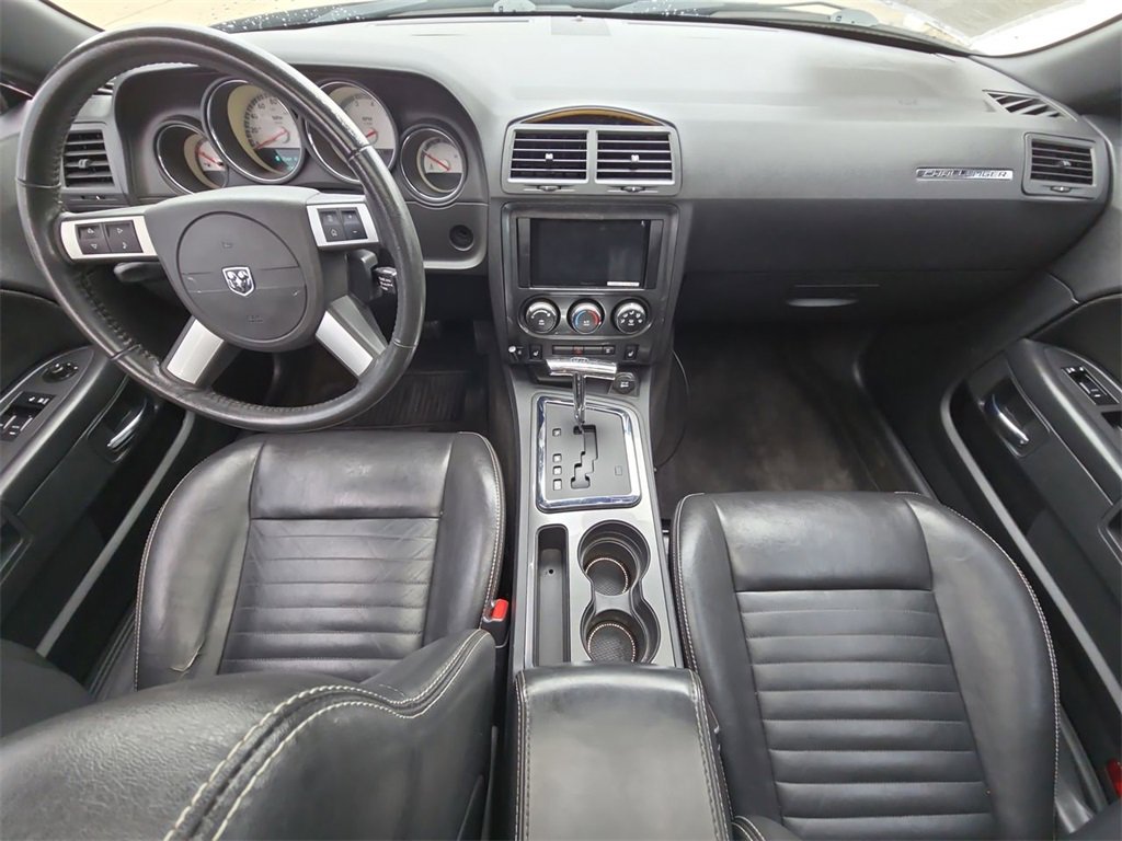 Used 2010 Dodge Challenger R/T image 21