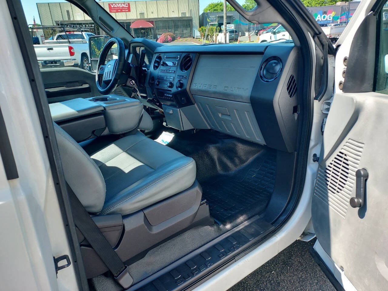Used 2015 Ford F350 XL RWD image 10