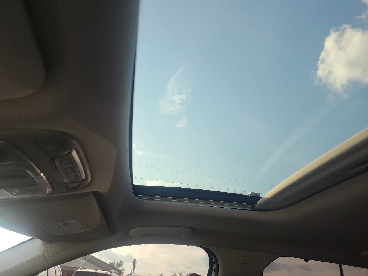 Used 2022 Kia Telluride EX w/ EX Premium Package image 25