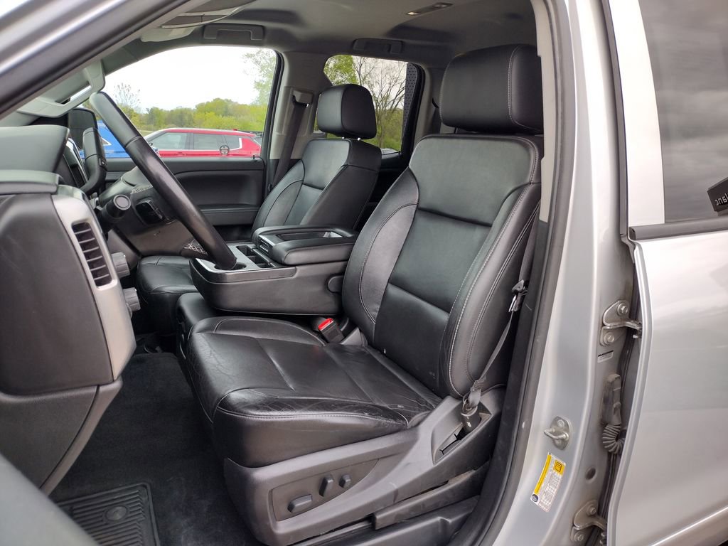 Used 2018 Chevrolet Silverado 1500 LT w/ True North Edition AWD/4WD image 10