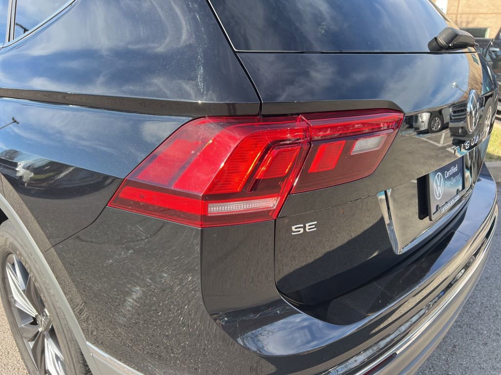 Used 2022 Volkswagen Tiguan SE image 12