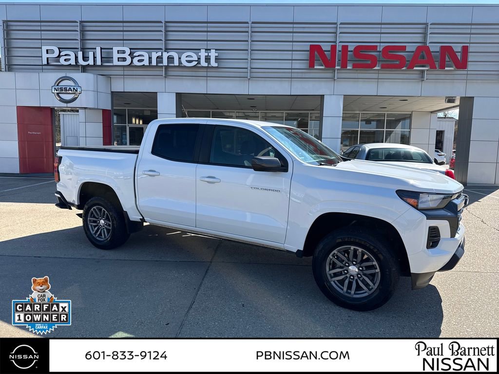 Used 2024 Chevrolet Colorado LT w/ LT Convenience Package image 5