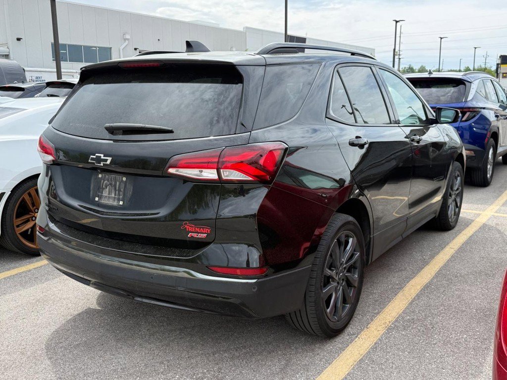 Used 2022 Chevrolet Equinox RS w/ RS Leather Package image 6