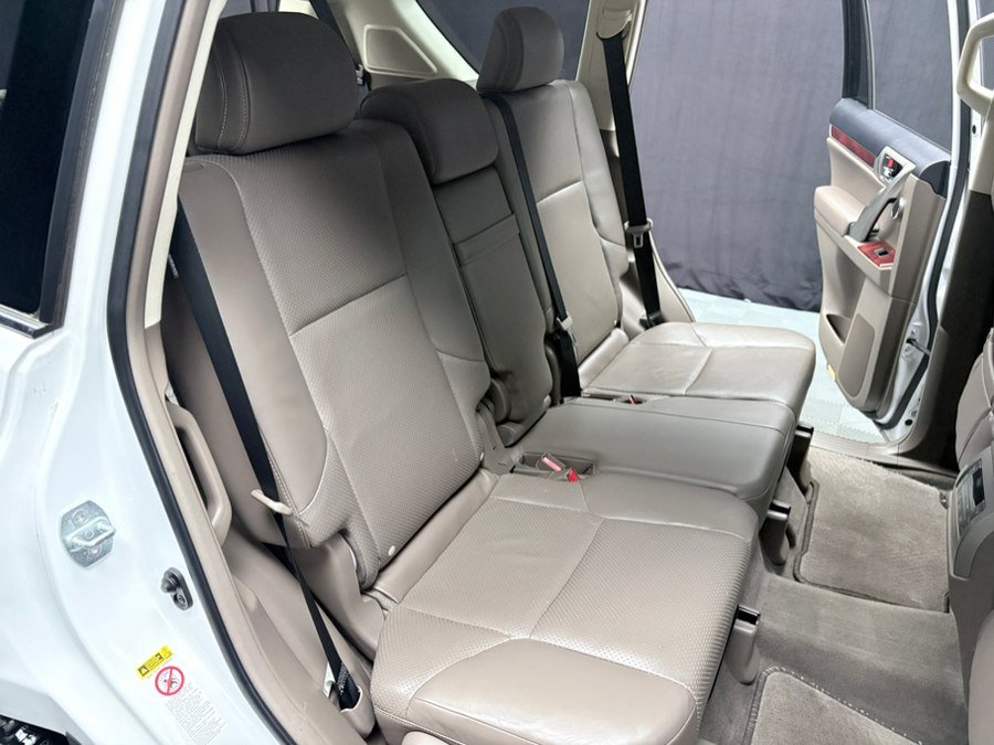 Used 2013 Lexus GX 460 Premium AWD/4WD image 34