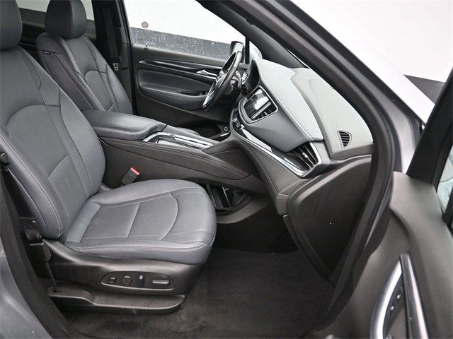 Used 2024 Buick Enclave Premium image 11