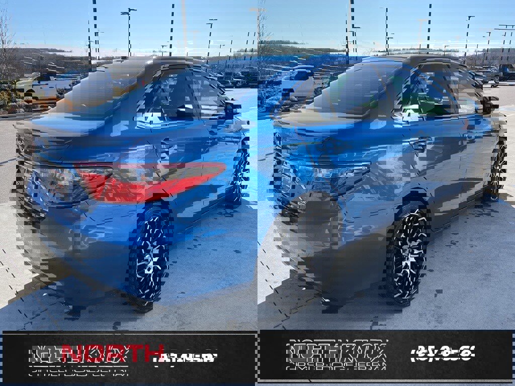 Used 2016 Toyota Camry SE image 20