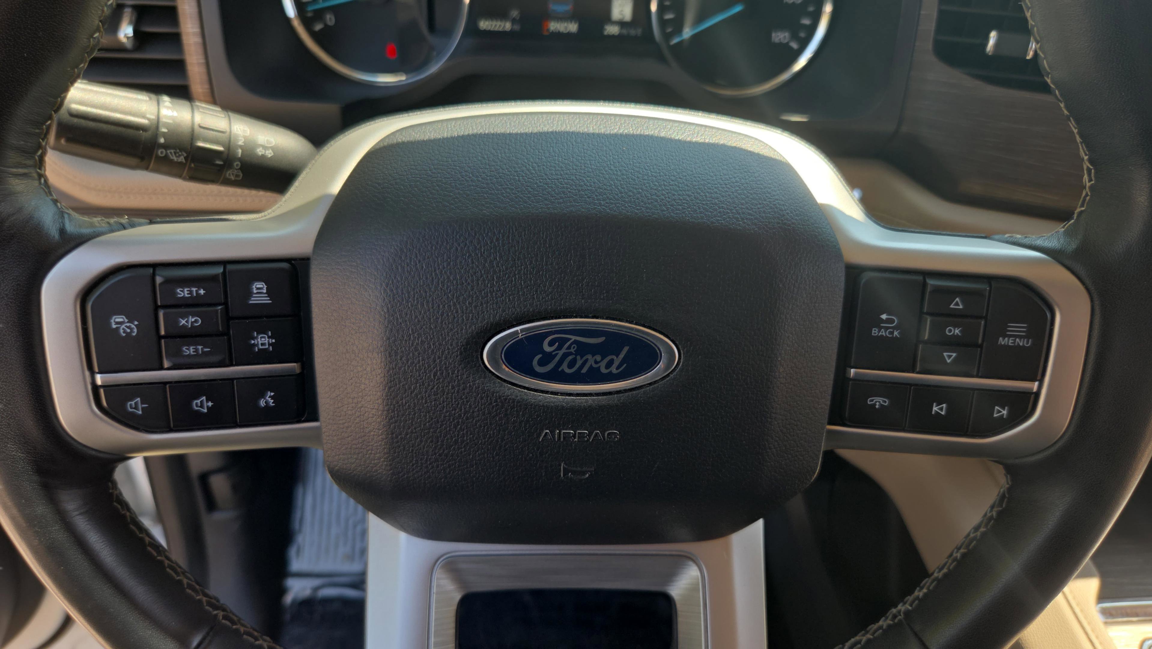 Used 2024 Ford Expedition Limited image 27