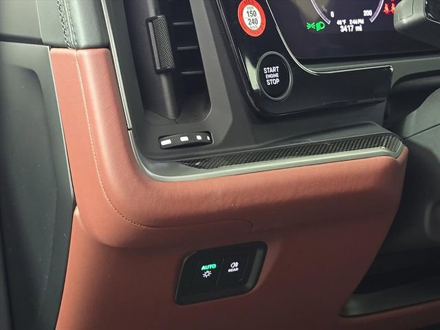 Certified 2025 Porsche Cayenne GTS image 18