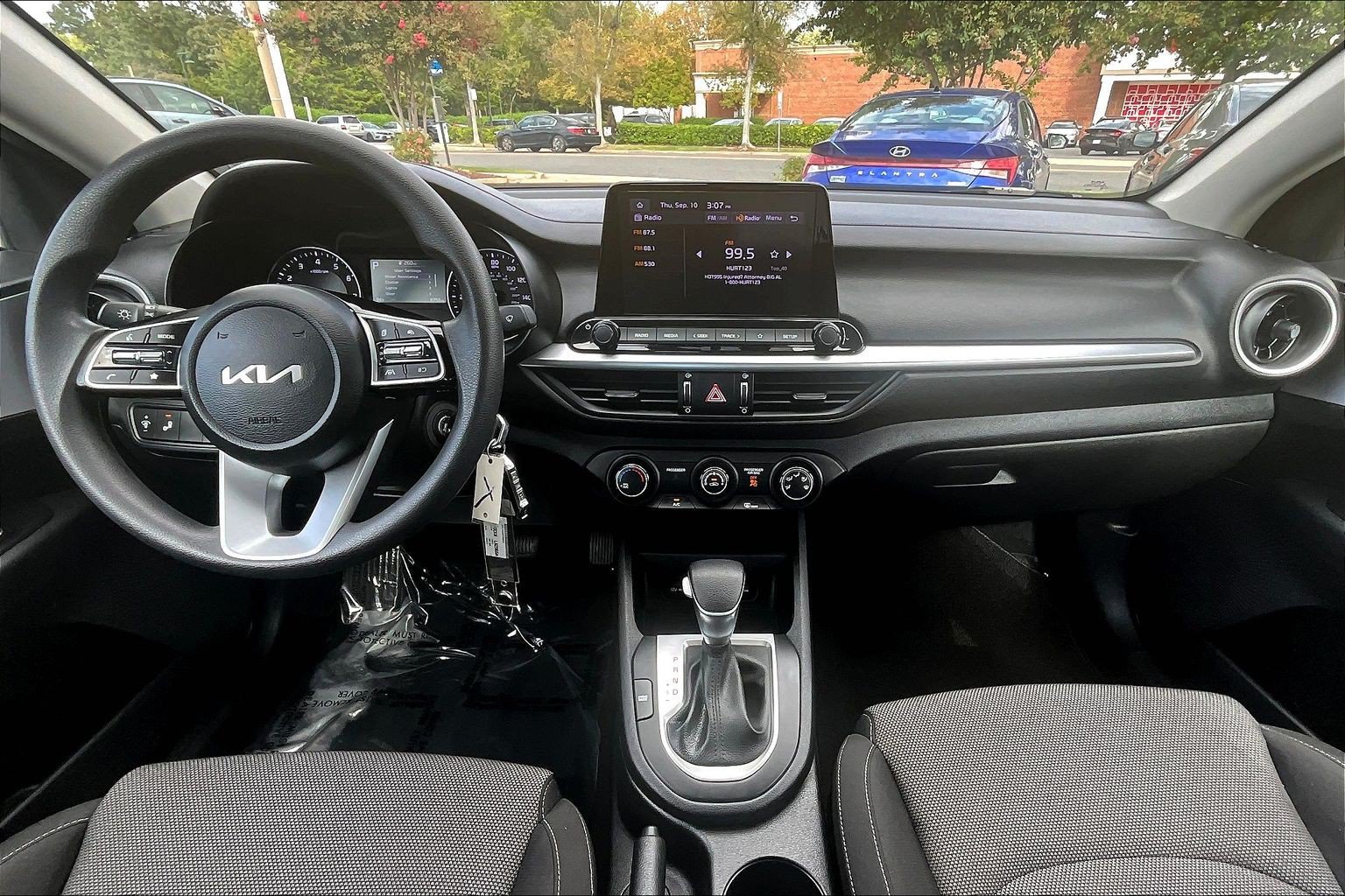 Used 2023 Kia Forte LXS w/ LXS Technology Package FWD image 15