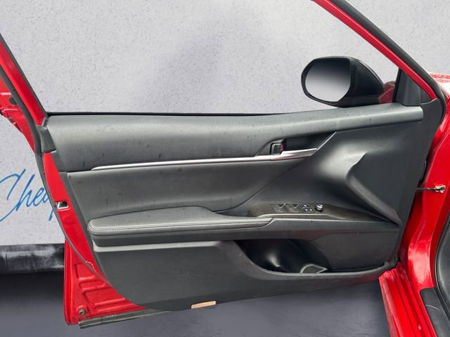 Used 2021 Toyota Camry XSE w/ Navigation Package image 11