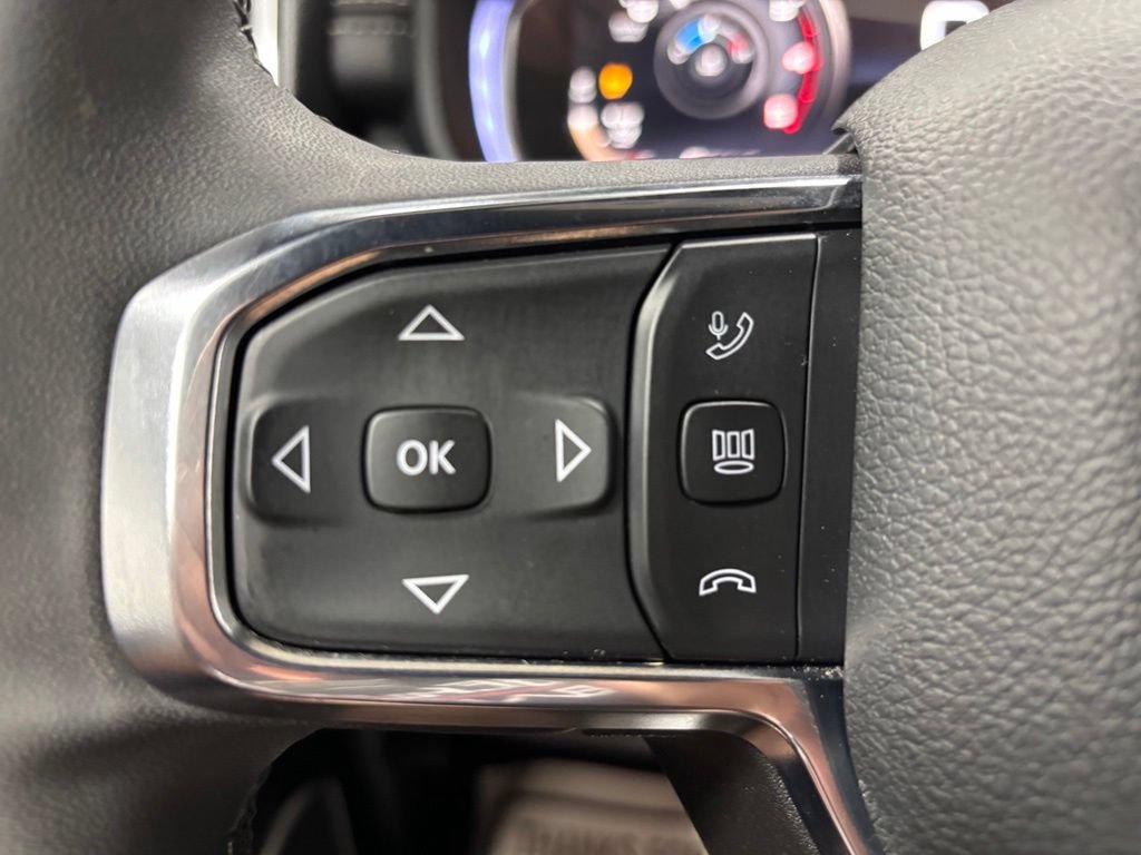 Used 2026 RAM 2500 Laramie AWD/4WD image 19