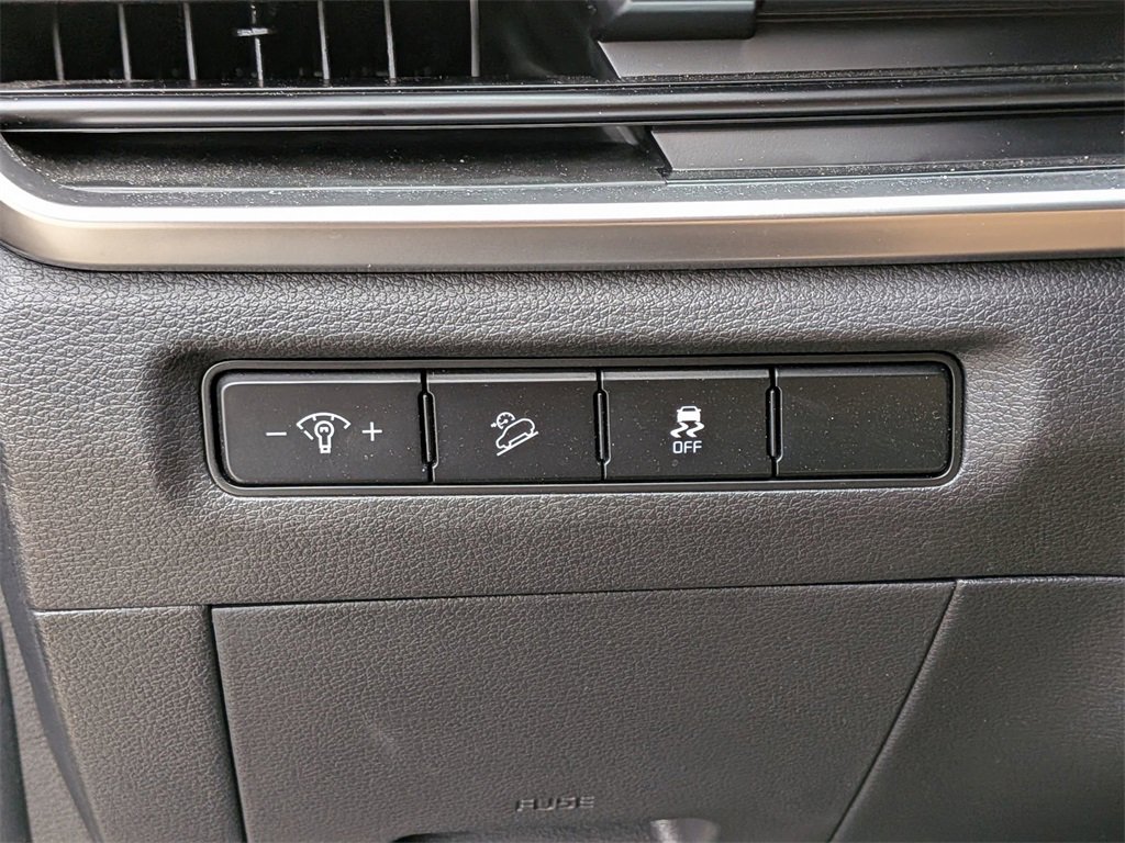 Certified 2023 Kia Telluride S image 16