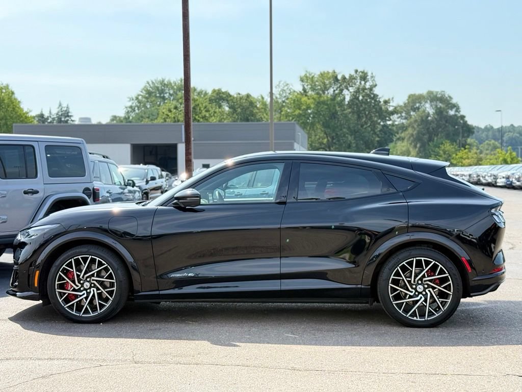 Used 2023 Ford Mustang Mach-E GT w/ GT Performance Edition AWD/4WD image 38