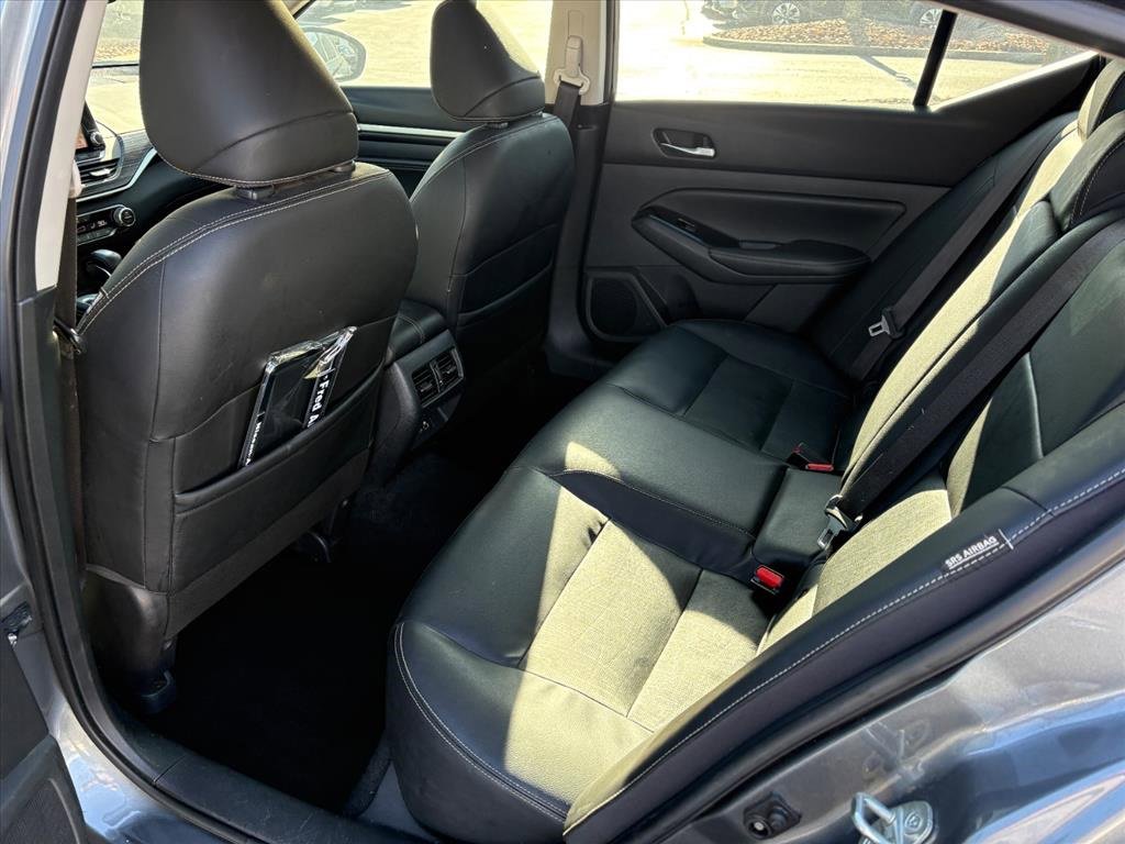 Used 2020 Nissan Altima 2.5 Platinum image 21