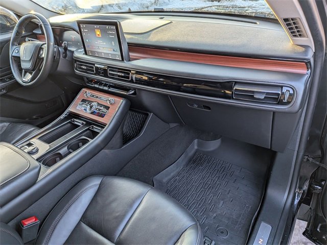 Used 2024 Lincoln Aviator Reserve w/ Equipment Group 201A image 25