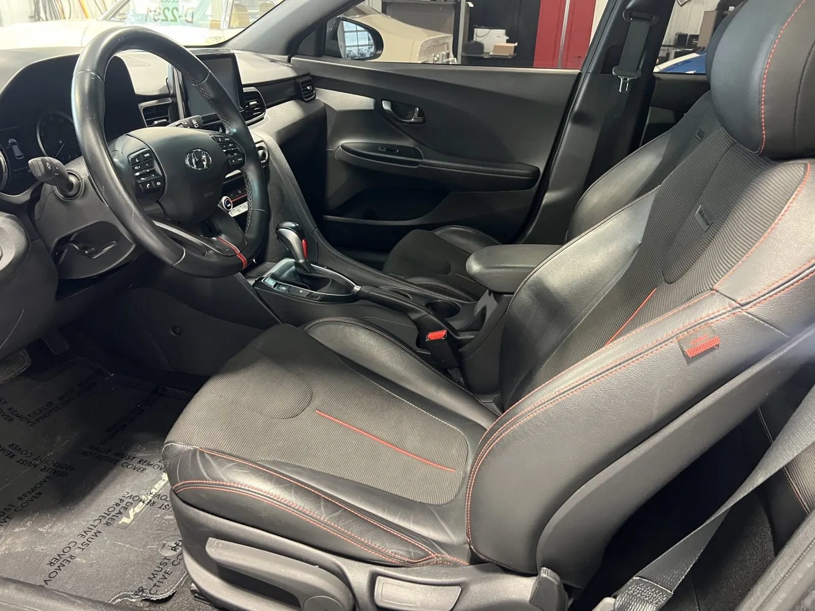 Used 2020 Hyundai Veloster 2.0 Premium FWD image 10