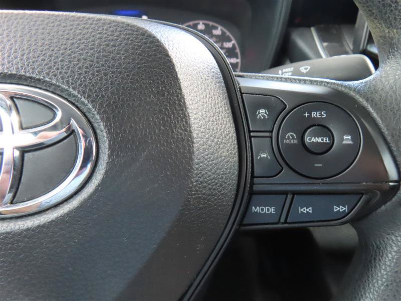 Used 2023 Toyota Corolla LE FWD image 17