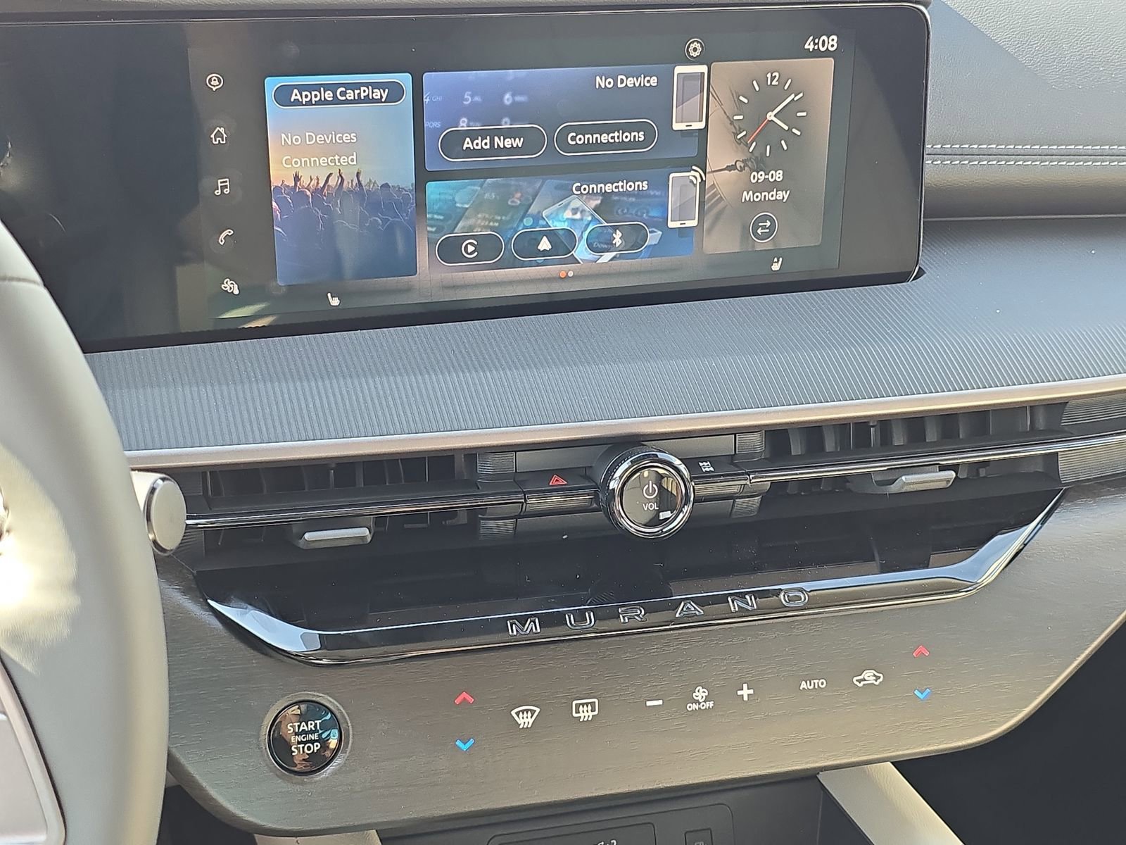 New 2025 Nissan Murano SV image 18