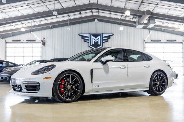 Used 2022 Porsche Panamera GTS w/ Premium Package image 1