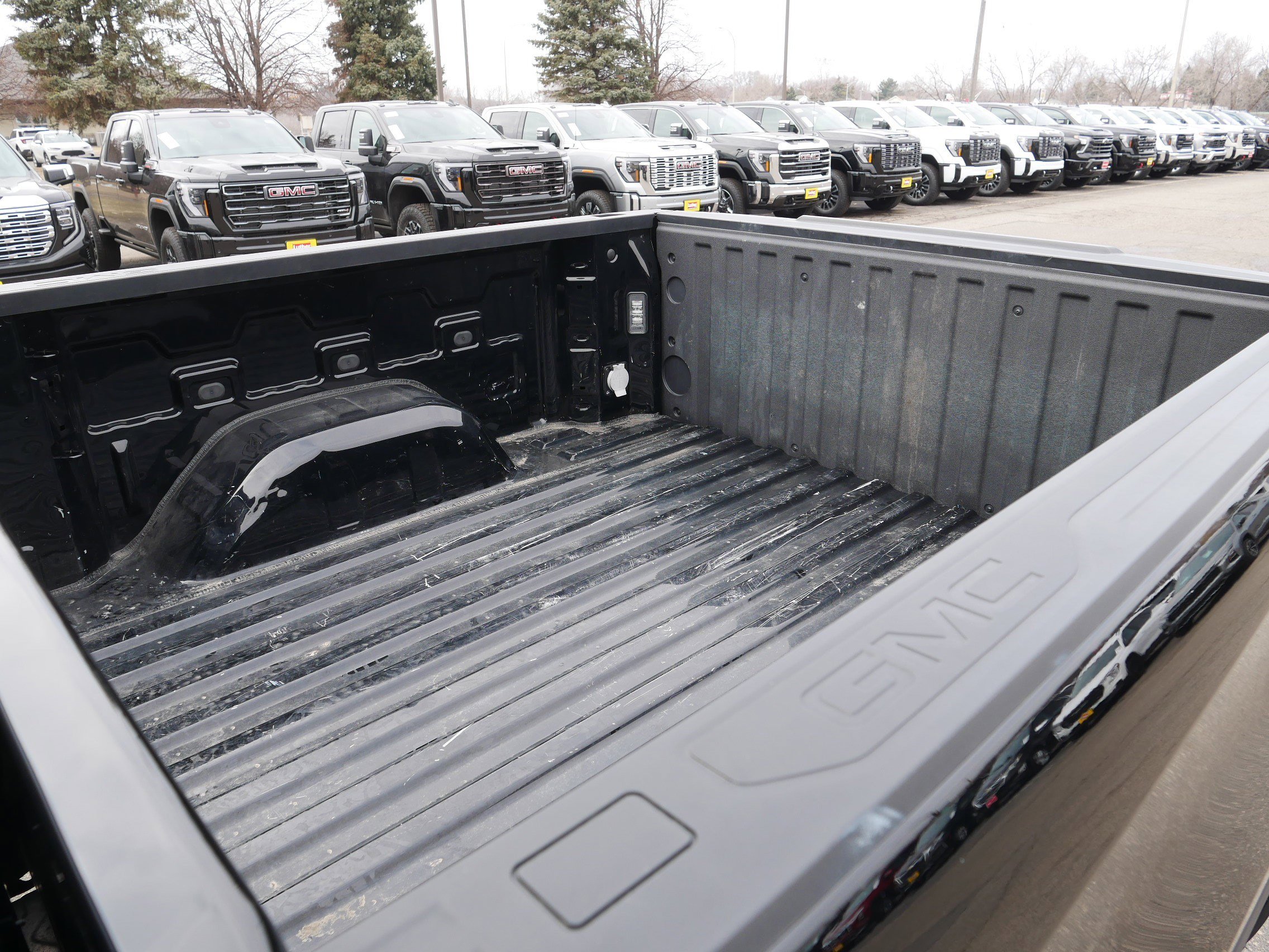 Used 2024 GMC Sierra 1500 Elevation image 37