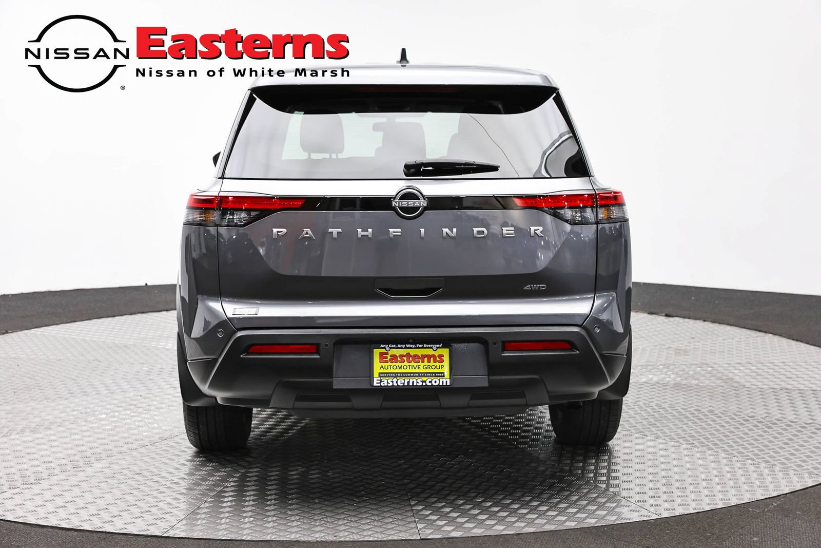 Used 2023 Nissan Pathfinder S AWD/4WD image 6