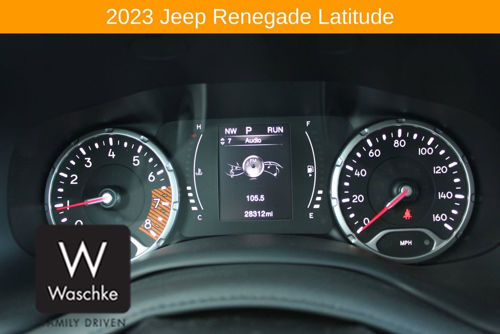 Used 2023 Jeep Renegade Latitude image 35