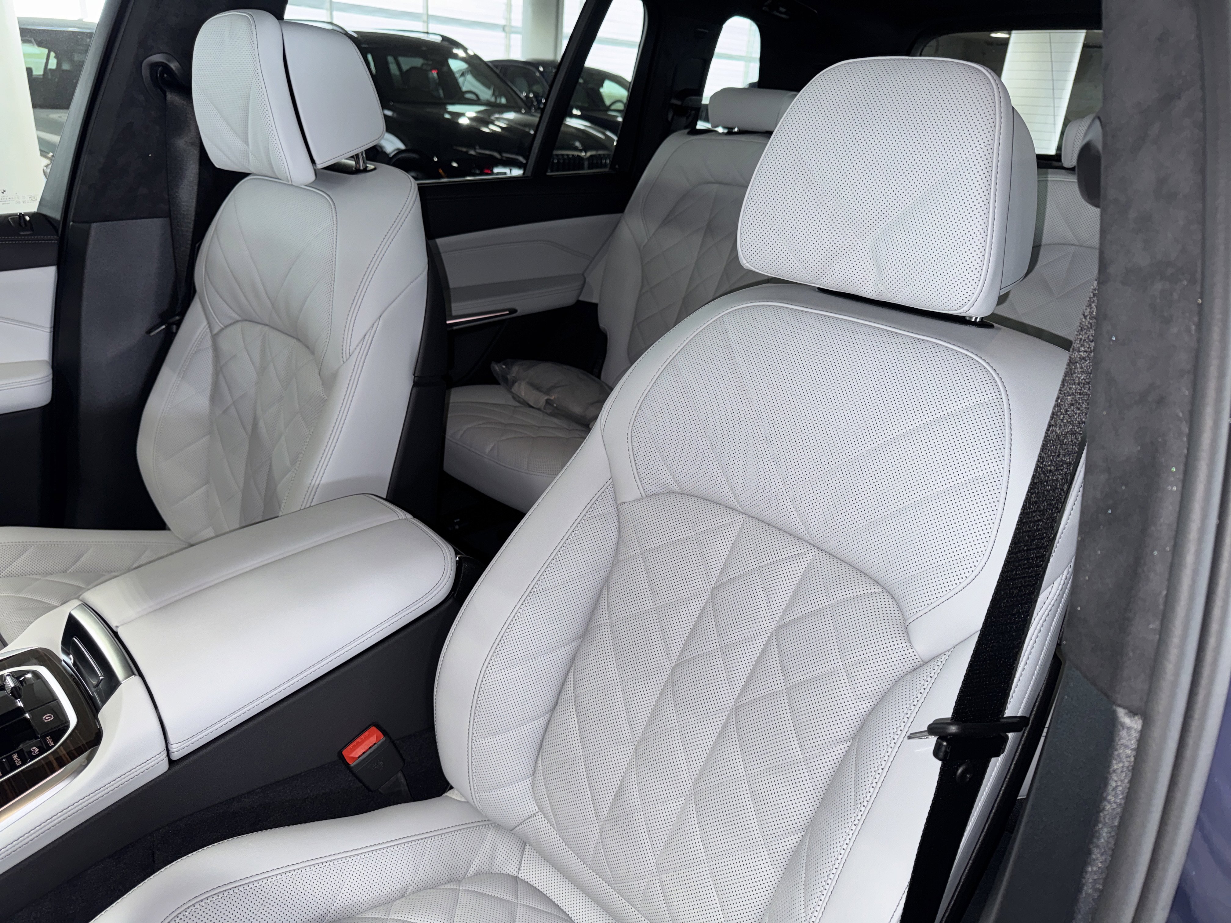 New 2026 BMW X7 xDrive40i w/ M Sport Package image 24