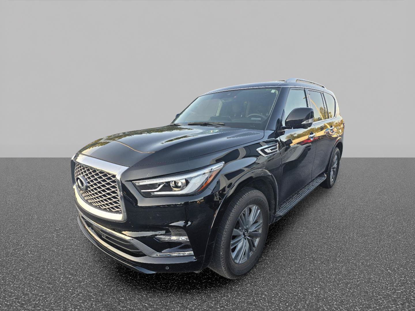 Used 2023 INFINITI QX80 Luxe w/ Cargo Package RWD image 1