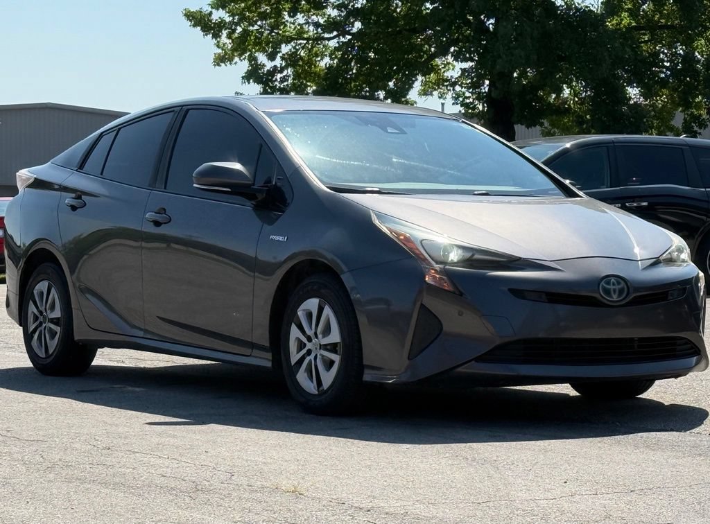 Used 2017 Toyota Prius Four FWD image 7