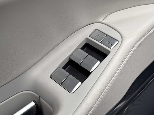 New 2026 Lincoln Navigator L Premier AWD/4WD image 22