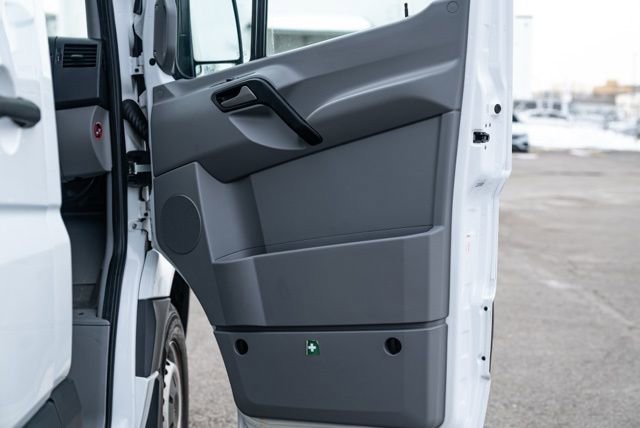 Used 2017 Mercedes-Benz Sprinter 3500 image 28