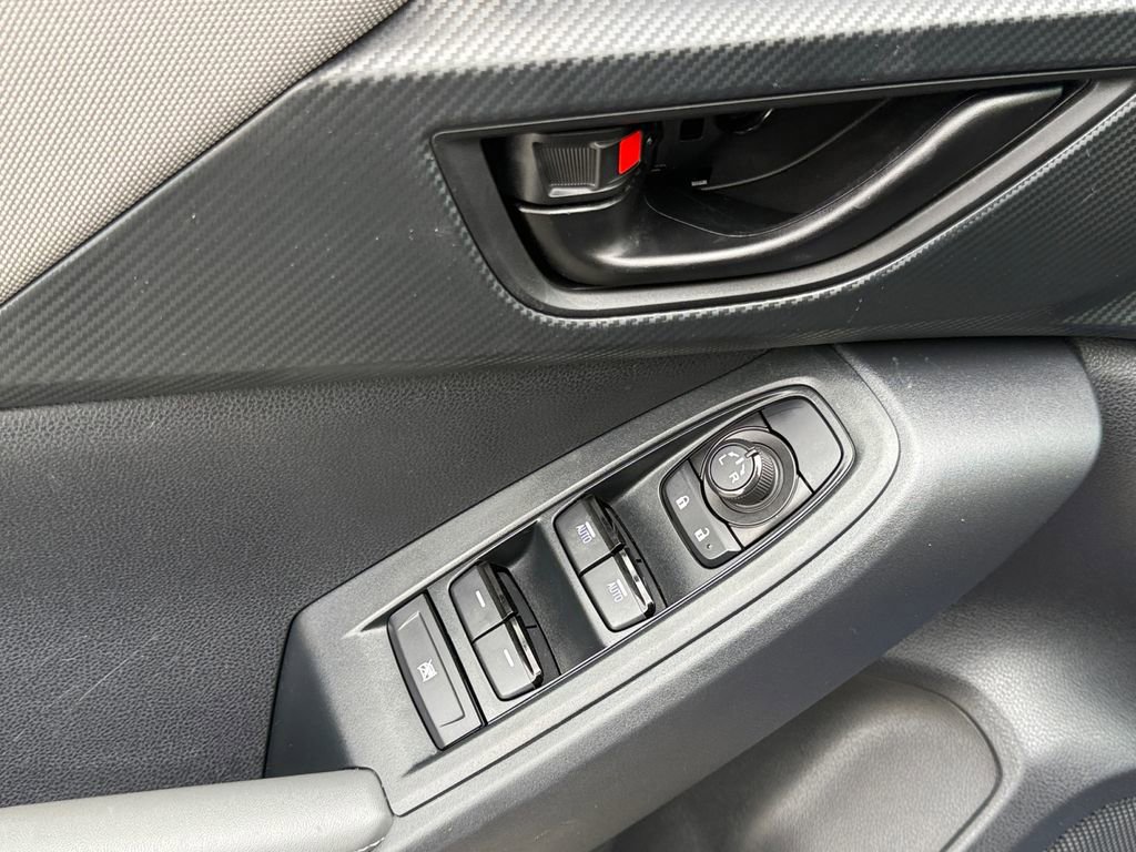 Used 2024 Subaru Crosstrek 2.0i Premium image 11