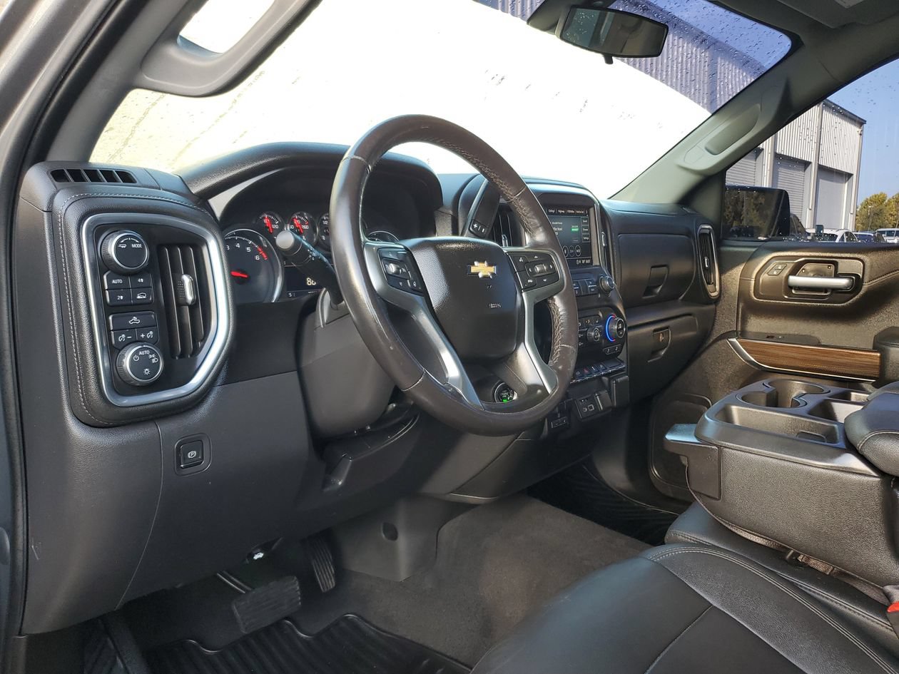Used 2021 Chevrolet Silverado 1500 LT w/ Convenience Package II AWD/4WD image 21